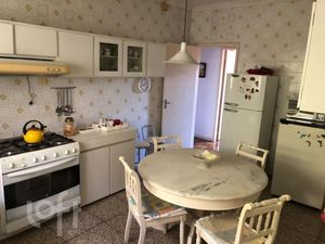 Image 7 - 851585