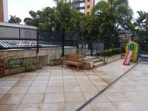 Image 39 - 851606