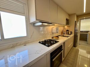 Image 4 - 851664