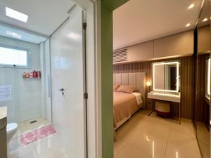 Image 9 - 851664
