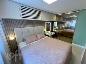 Image 8 - 851664