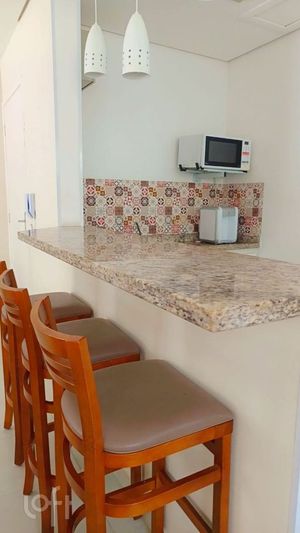 Image 21 - 851677