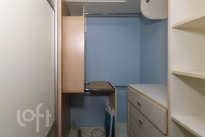 Image 31 - 851686