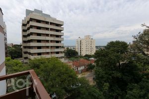 Image 17 - 851686