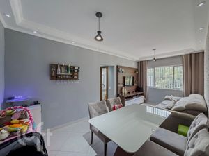 Image 1 - 851708