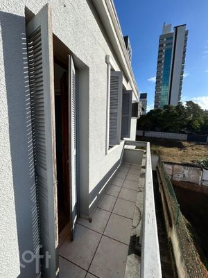 Image 18 - 851718