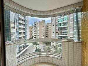 Image 3 - 851763