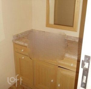 Image 8 - 851765