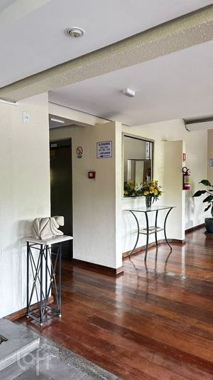 Image 77 - 851774