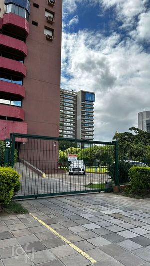Image 74 - 851774