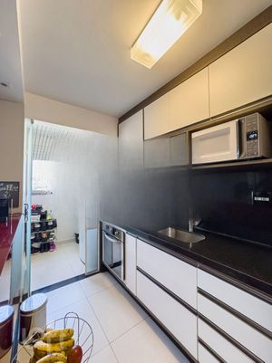 Image 6 - 851779