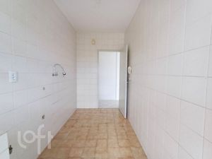 Image 3 - 851791