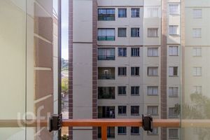 Image 5 - 851798