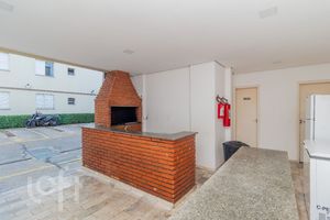 Image 32 - 851798