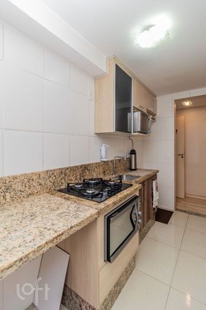 Image 23 - 851798