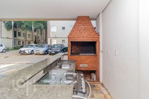 Image 34 - 851798