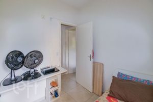 Image 7 - 851826