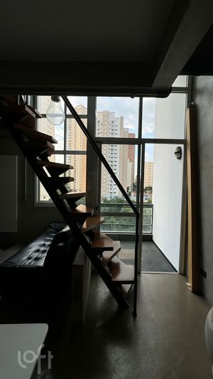 Image 4 - 851828