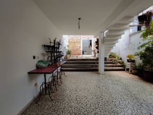 Image 31 - 851839
