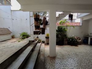 Image 28 - 851839