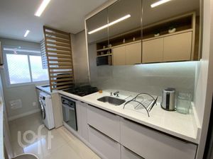 Image 11 - 851844