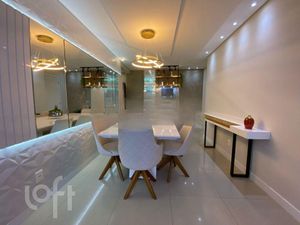 Image 7 - 851844