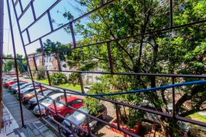 Image 4 - 851881