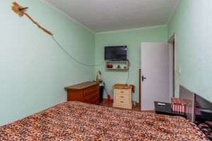 Image 11 - 851881