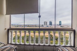 Image 6 - 851964
