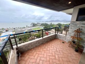 Image 8 - 851977