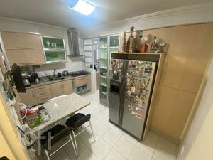 Image 23 - 851978
