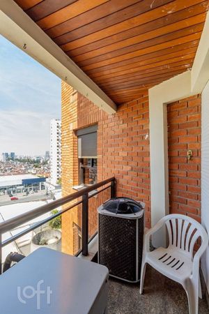 Image 34 - 852055
