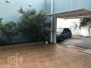 Image 39 - 852103