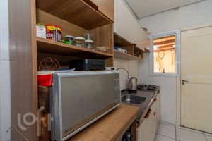Image 3 - 852139