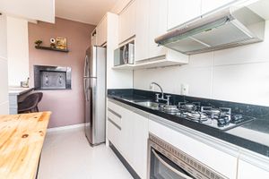 Image 14 - 852140
