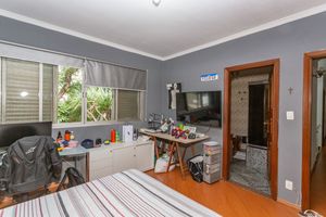 Image 28 - 852145