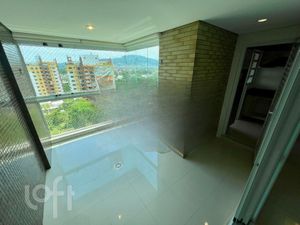 Image 6 - 852152