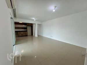 Image 3 - 852152