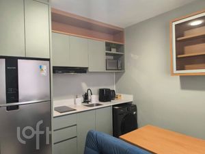 Image 4 - 852154