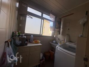 Image 11 - 852157