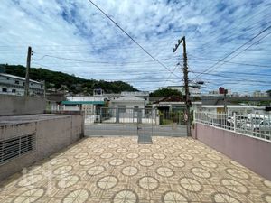 Image 17 - 852158