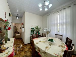 Image 2 - 852158