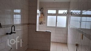 Image 3 - 852182