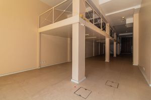Image 6 - 852186
