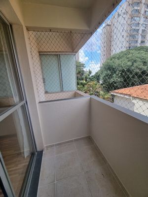 Image 11 - 852187