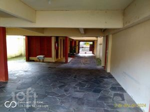 Image 1 - 852197