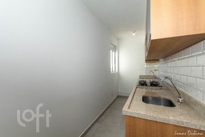 Image 4 - 852203