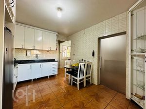 Image 18 - 852210