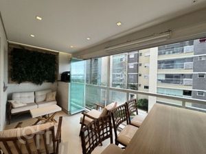 Image 8 - 852278