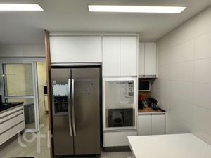 Image 7 - 852278